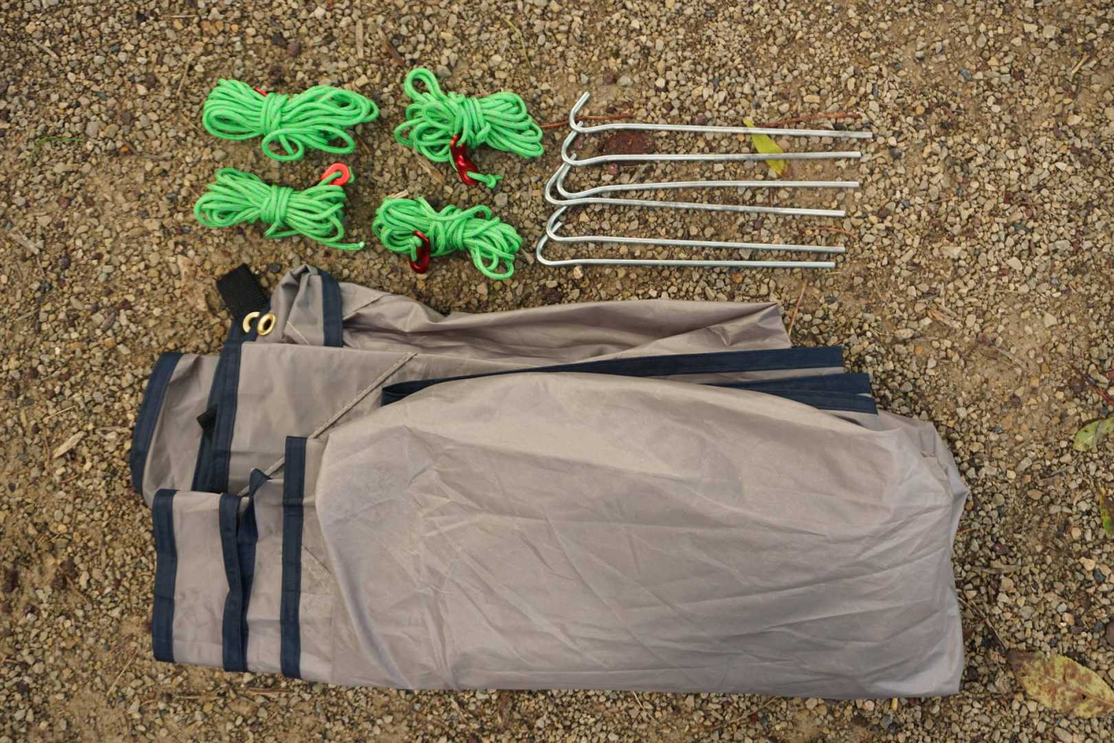 Tarp, 4 Schn&uuml;re, 6 Heringe